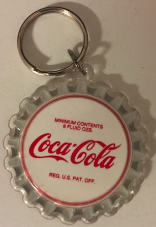 93158-1 € 4,00 coca cola sleutelhanger dop.jpeg